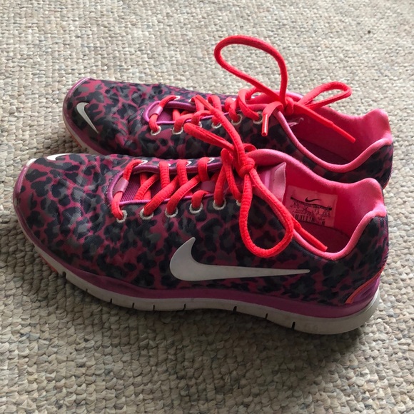 Nike Free Runs - Picture 3 of 6